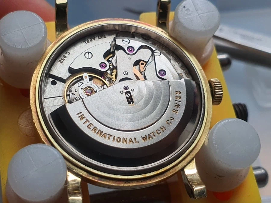 IWC cal.852_2.webp