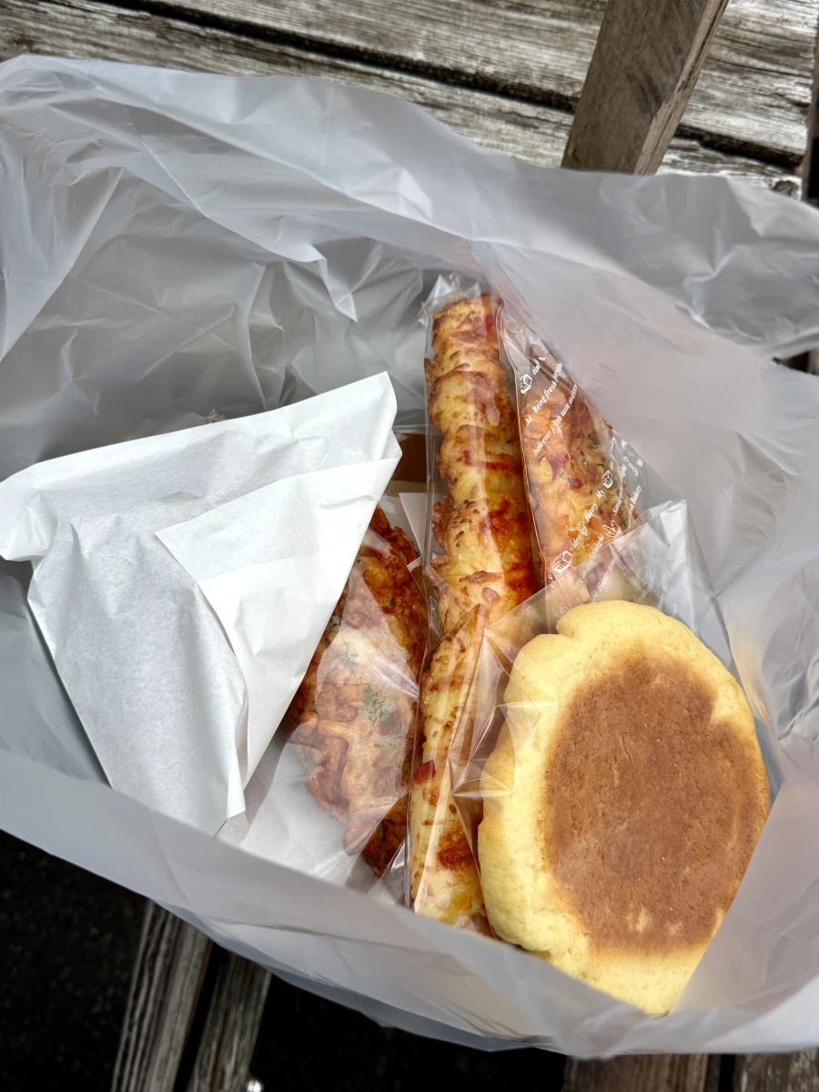 돈까스와 카레우동 그리고 빵_4.webp