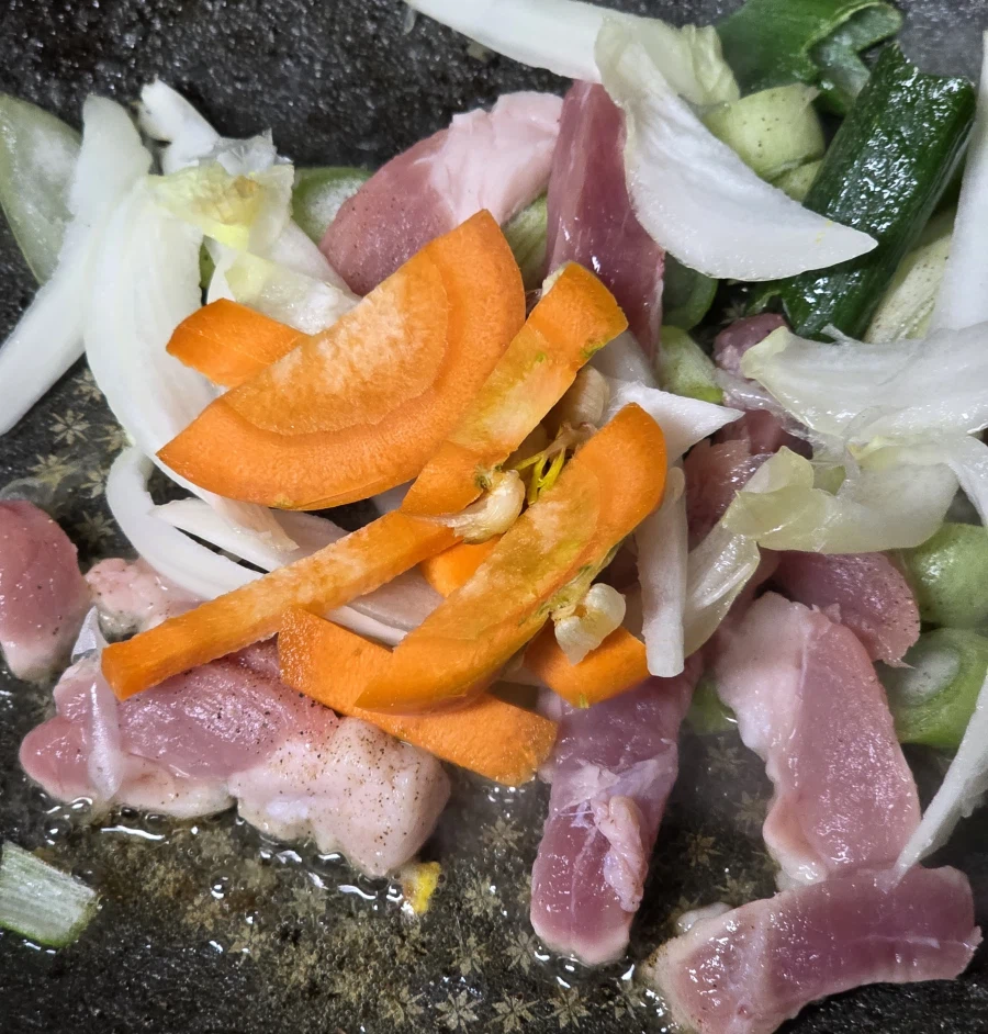 돼지고기 굴소스 볶음밥 입니다._3.webp