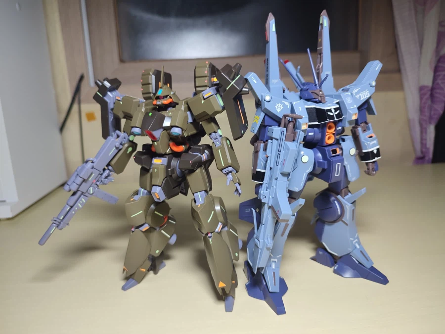 HG 리벤볼프 축광테이프 작업후 찍어본 간단 액션샷들입니다._31.webp