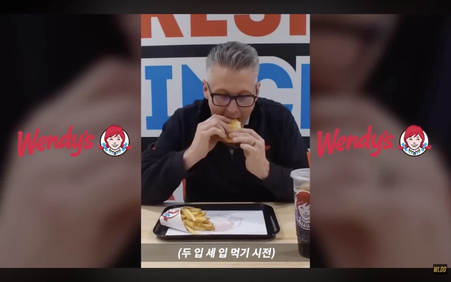 깨작 먹방영상으로 조롱 당하고 있는 맥날CEO_9.webp