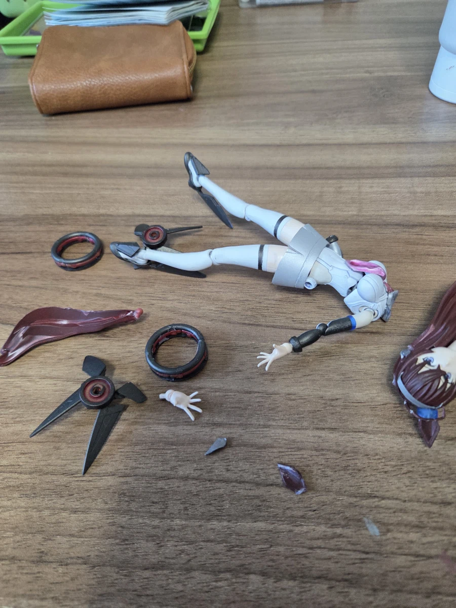 말딸)박살난 30ms 미호노부르봉 수리 겸 업그레이드_1.webp