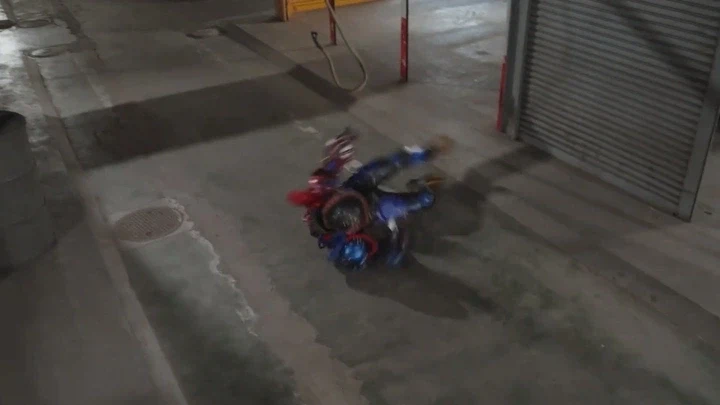 [가면라이더 젯츠] 2회차 주인공의 깽판_12.webp