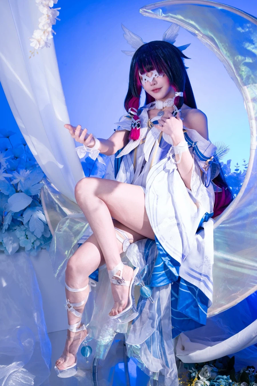 원신 맨다리가 예쁜 콜롬비나 코스프레 모음👣_5.webp