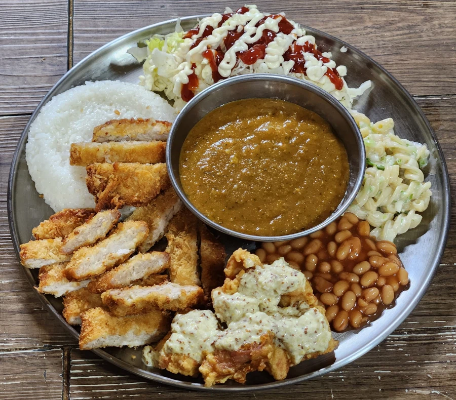 그동안 해먹은 튀김집 아저씨들의 꿀꿀이 정식_1.webp