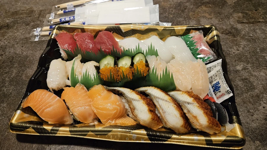 [일본]오사카 도톤보리 대기수산 회전초밥_20.webp