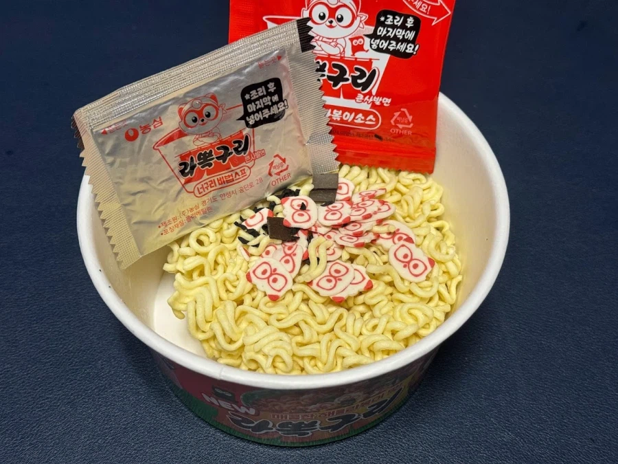 처음 먹어본 까르보불닭과 라뽁구리_6.webp