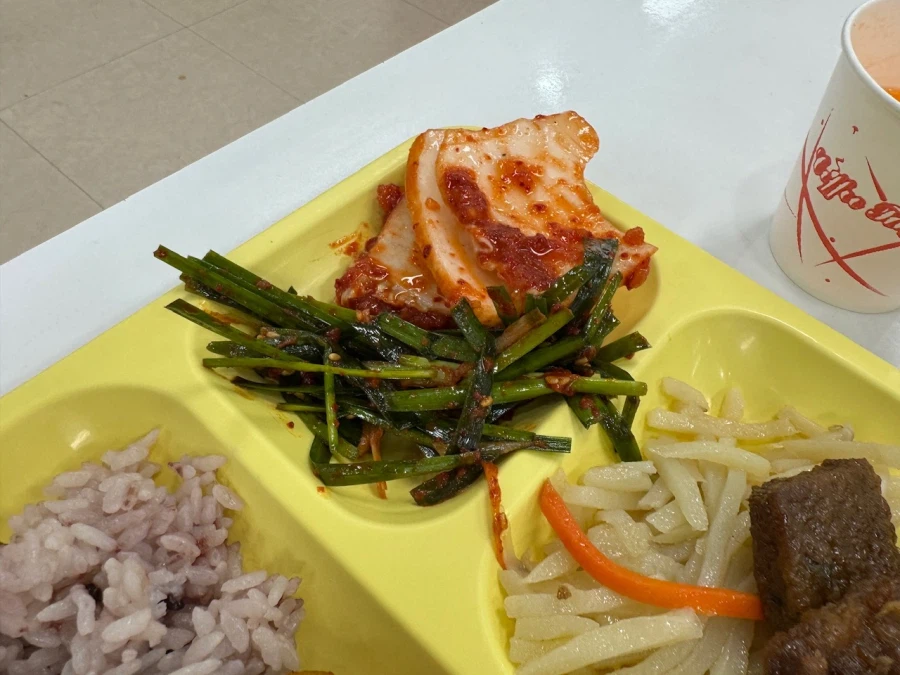 간만에 올리는 구디 8000원 구내식당밥_12.webp