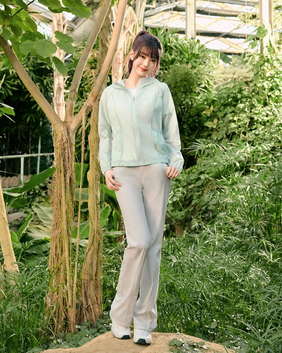 [장원영] EIDER 시어 경량 자켓 CF | 더 쾌적해진 바람막이_10.webp