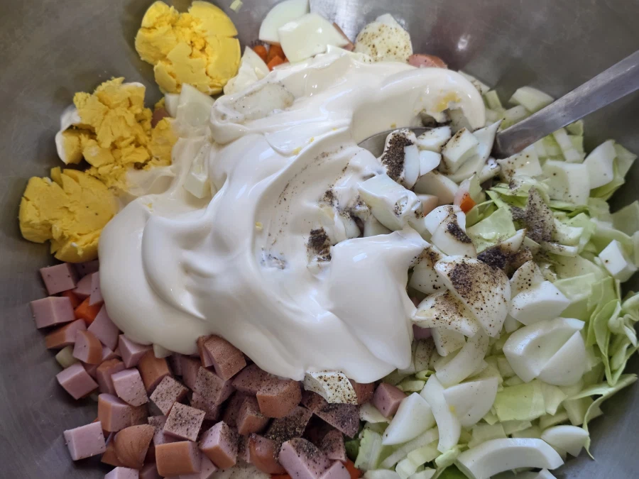 유행 다 지난 봄동무침. 마카로니 샐러드. 카레 만들었어요._3.webp