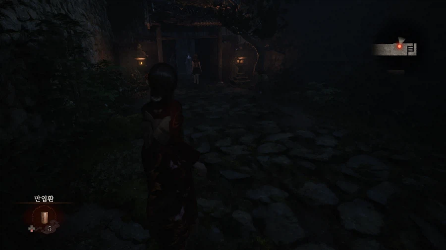 붉은 나비_14.webp