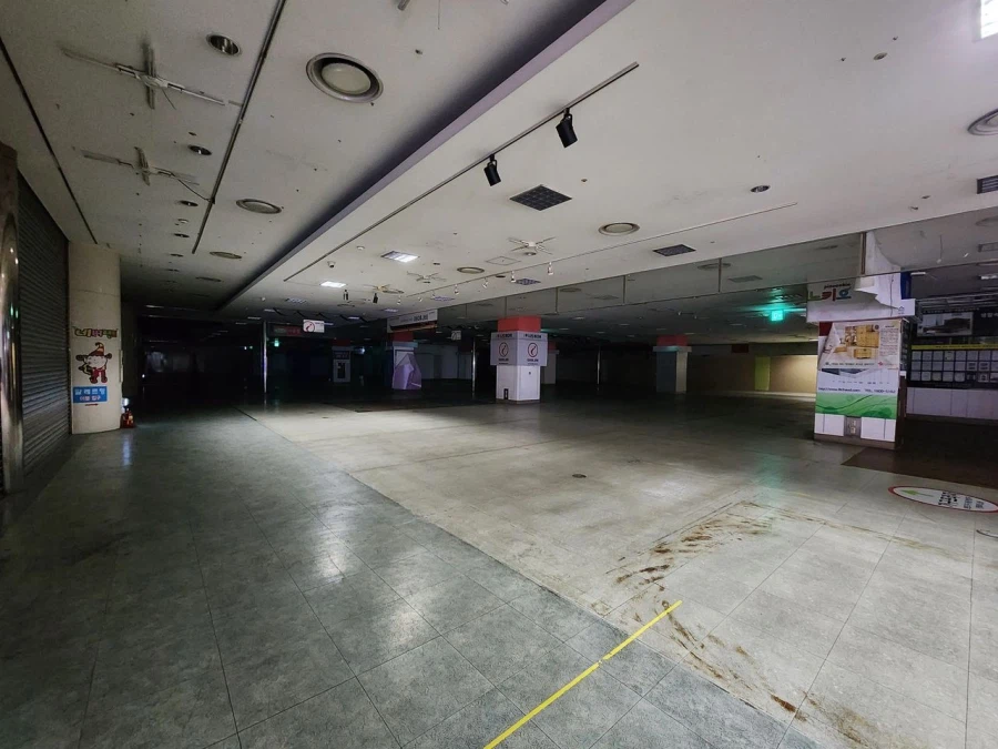 폐업한 홈플러스 매장 근황_7.webp