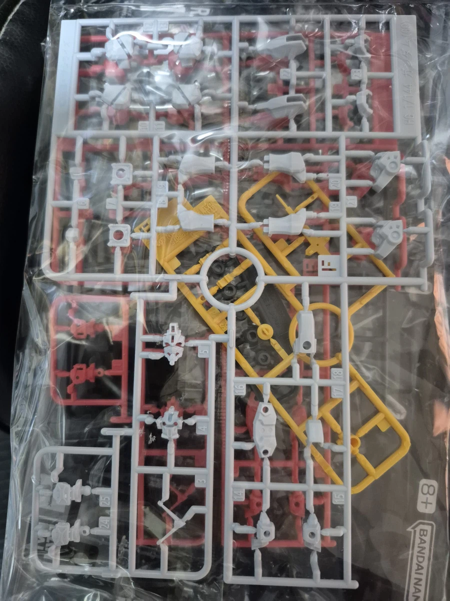 지쿠악스판 3종 건담을 보니_3.webp