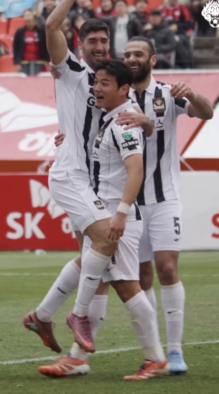 플러스로 황도윤 벌크 존나 커졌다는거임_1.webp