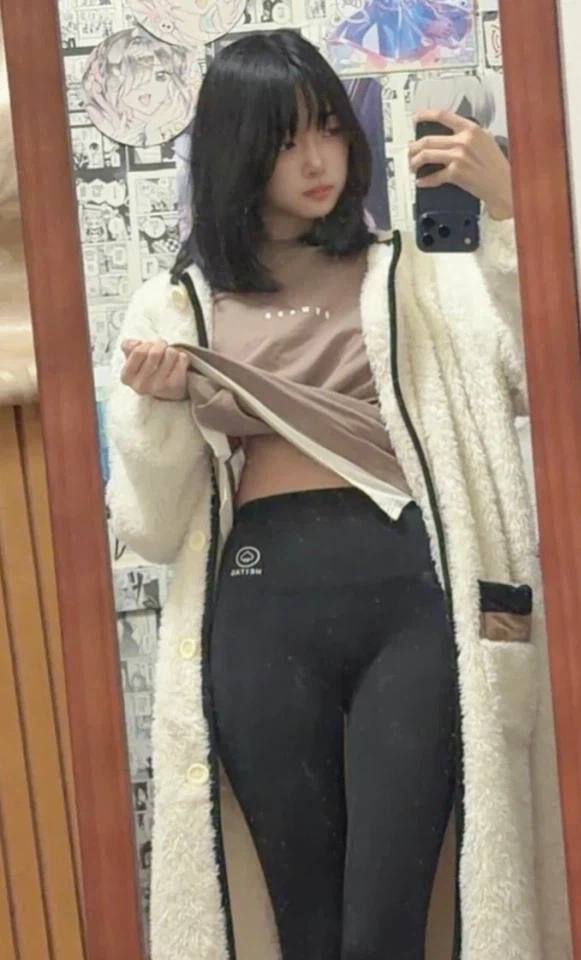 슬렌더 레깅스 몸매 jpg_1.webp