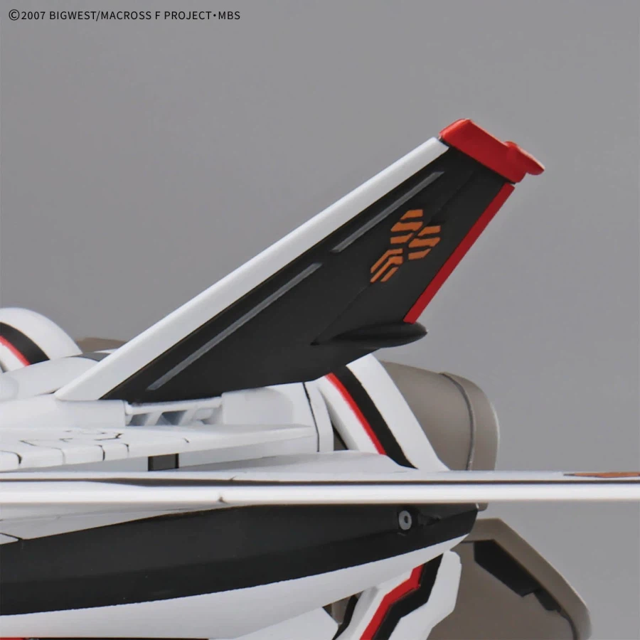 HG 1/100 VF-25F 메사이어 발키리 사오토메 알토 기 공식 이미지_17.webp