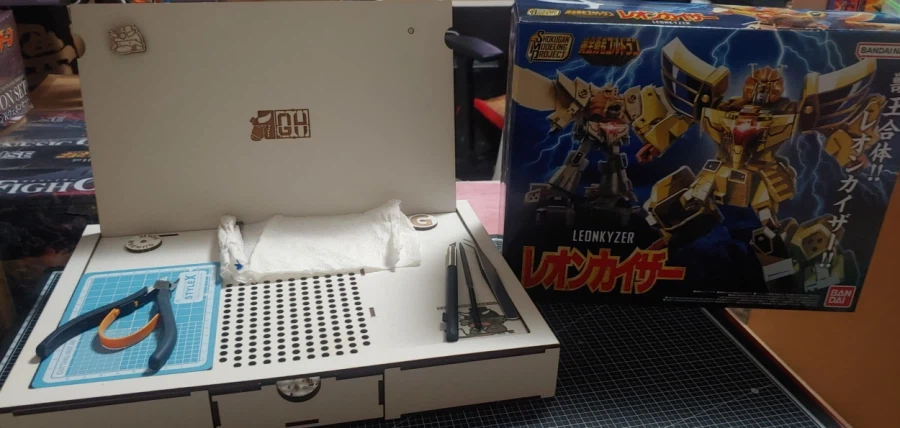 사제맥기 고토부키야 마하 스페리온, SMP 레온카이저 조립 부분도색_26.webp