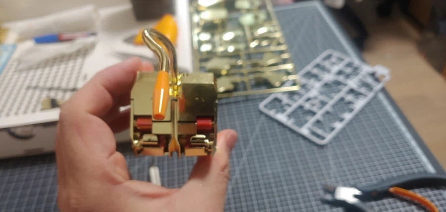 사제맥기 고토부키야 마하 스페리온, SMP 레온카이저 조립 부분도색_45.webp