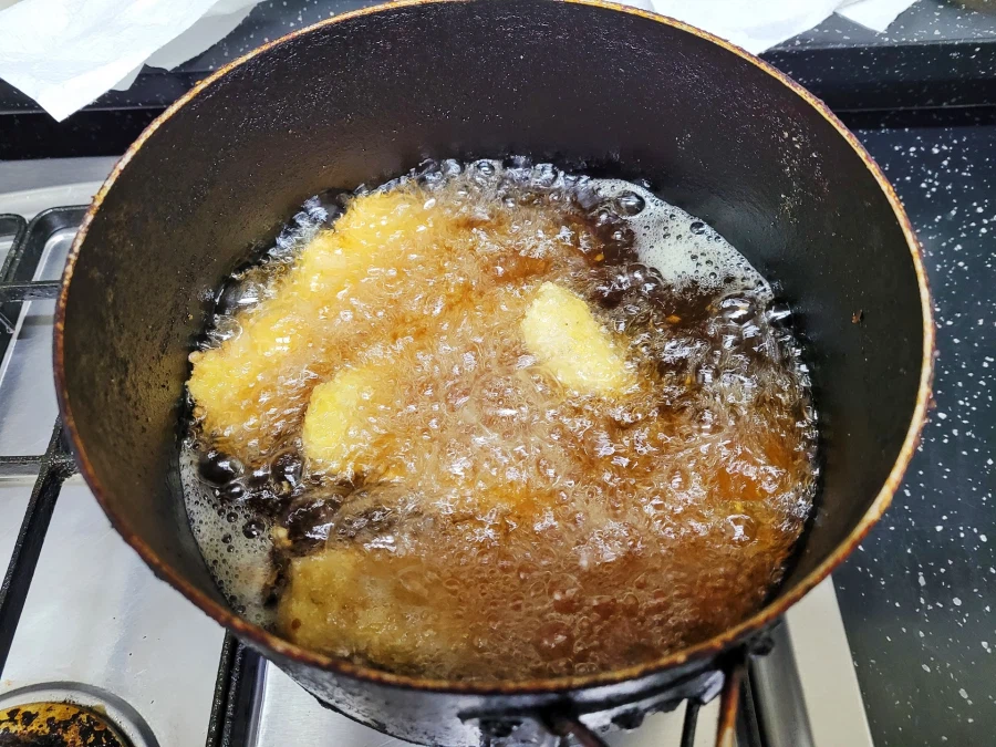 직접 맹근 생선까스와 타르타르소스_3.webp