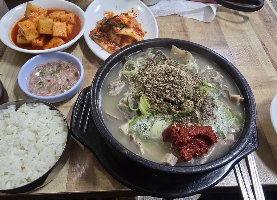 연서시장 최애 순대국집에서 간단하게 한끼_6.webp