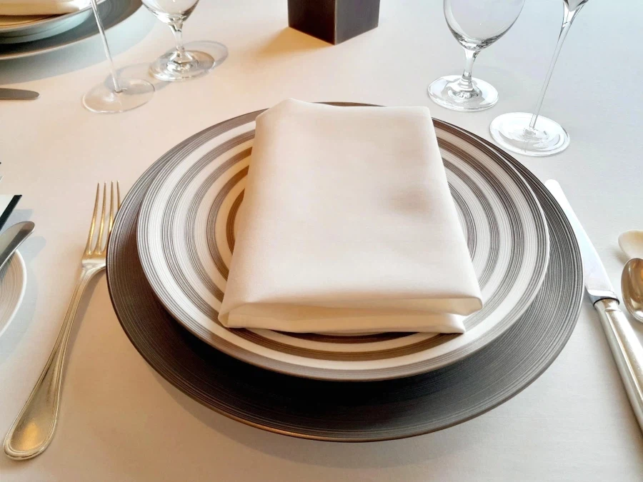 신라호텔 콘티넨탈_4.webp