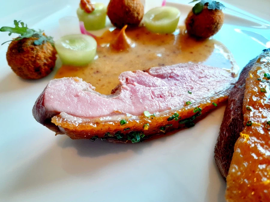 신라호텔 콘티넨탈_20.webp