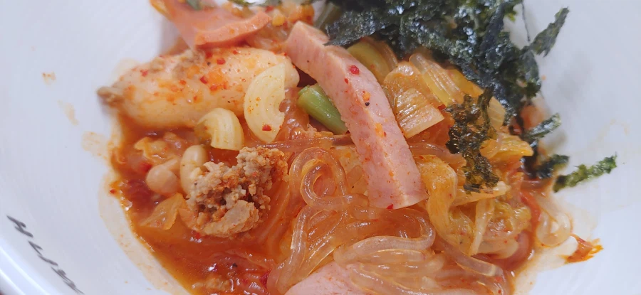 김치부대찌개_6.webp