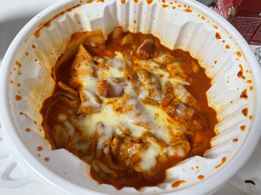 남편 없는 사이 혼자서.jpg_1.webp