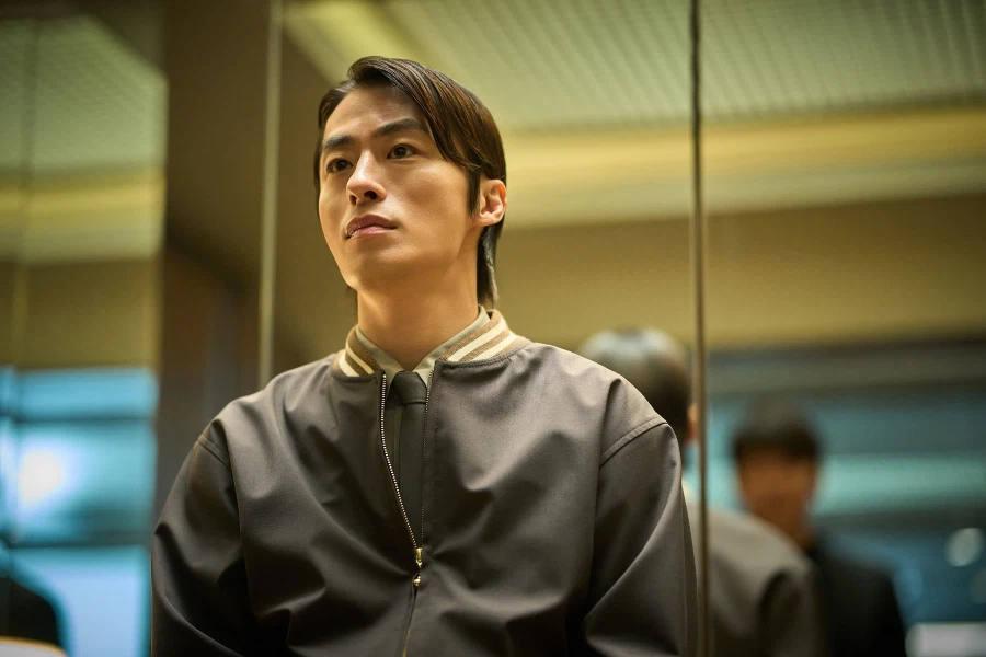 연상호 감독의 '군체' 런칭 스틸 공개_2.webp