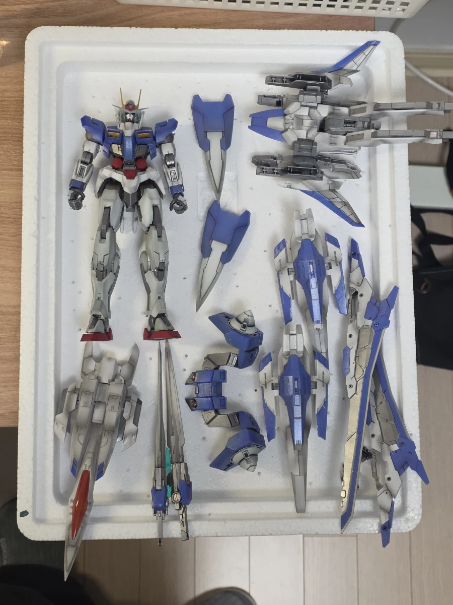 더블오 잔라이저 도색습작_10.webp