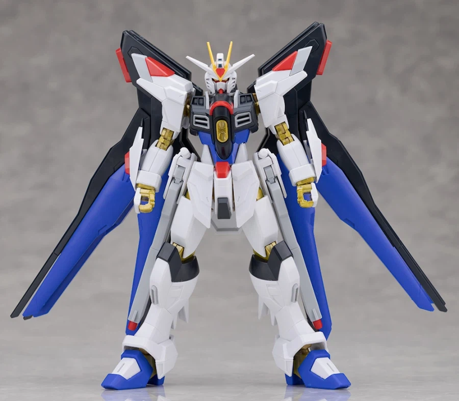 HGCE 1/144 스트라이크 프리덤 건담 2식 해외 리뷰 (스크롤 주의)_17.webp
