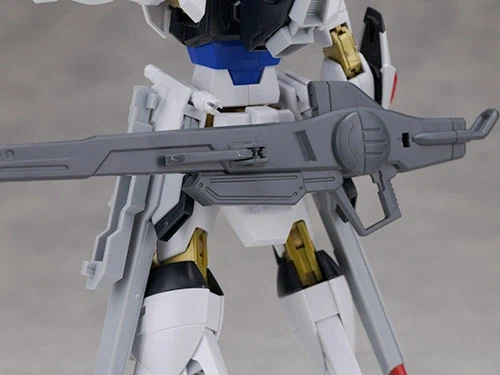 HGCE 1/144 스트라이크 프리덤 건담 2식 해외 리뷰 (스크롤 주의)_43.webp