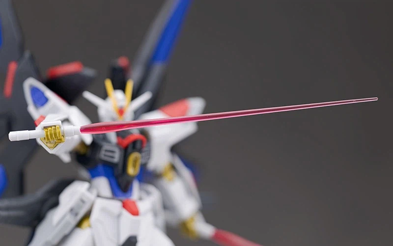 HGCE 1/144 스트라이크 프리덤 건담 2식 해외 리뷰 (스크롤 주의)_88.webp