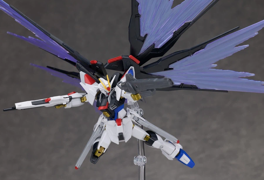 HGCE 1/144 스트라이크 프리덤 건담 2식 해외 리뷰 (스크롤 주의)_102.webp