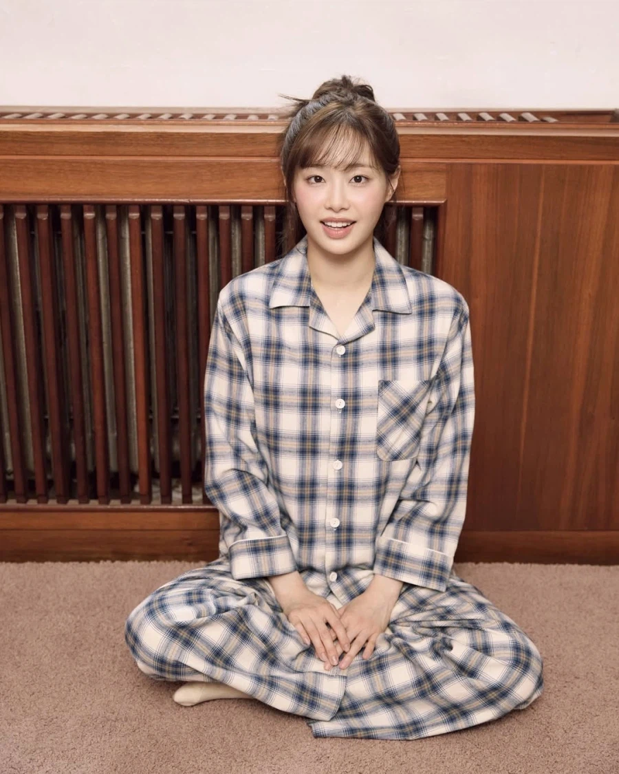 [츄] BYC 광고 촬영 비하인드 : 귀여운 지우 보여줘도 돼?_8.webp