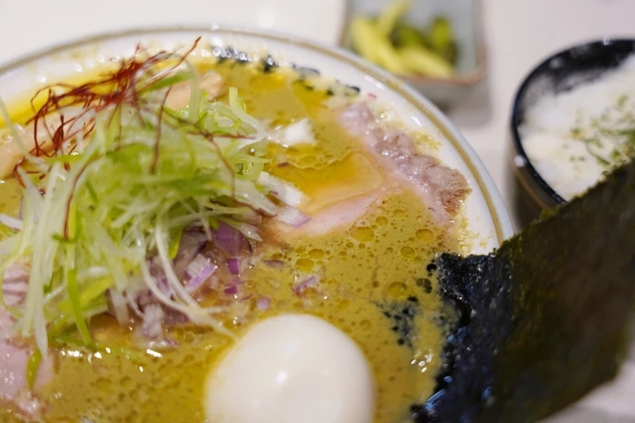 찌이인한 굴 라멘_6.webp