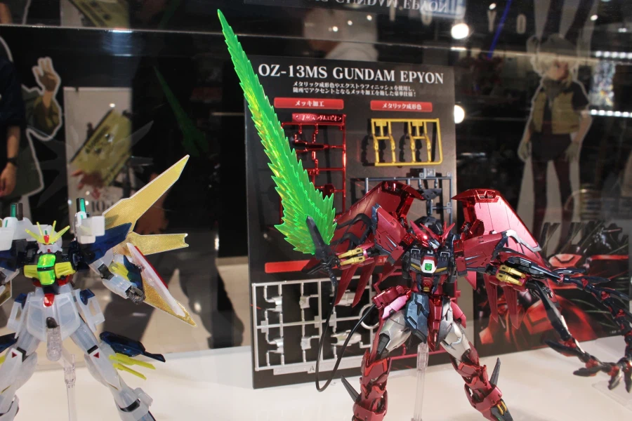 RG 건담 에피온 [스페셜 코팅] 도쿄점 다각도 전시 사진_7.webp