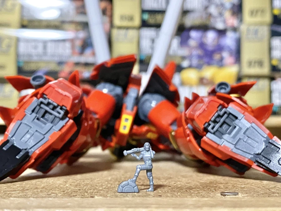 건담)혈혈단신으로 MS랑 싸운 사람.jpg_1.webp