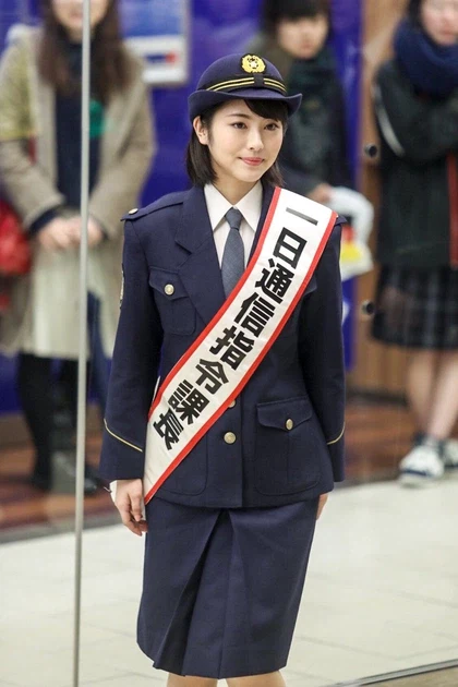 너희들 여경에게 뭔가 착각하는거 아니냐?_2.webp