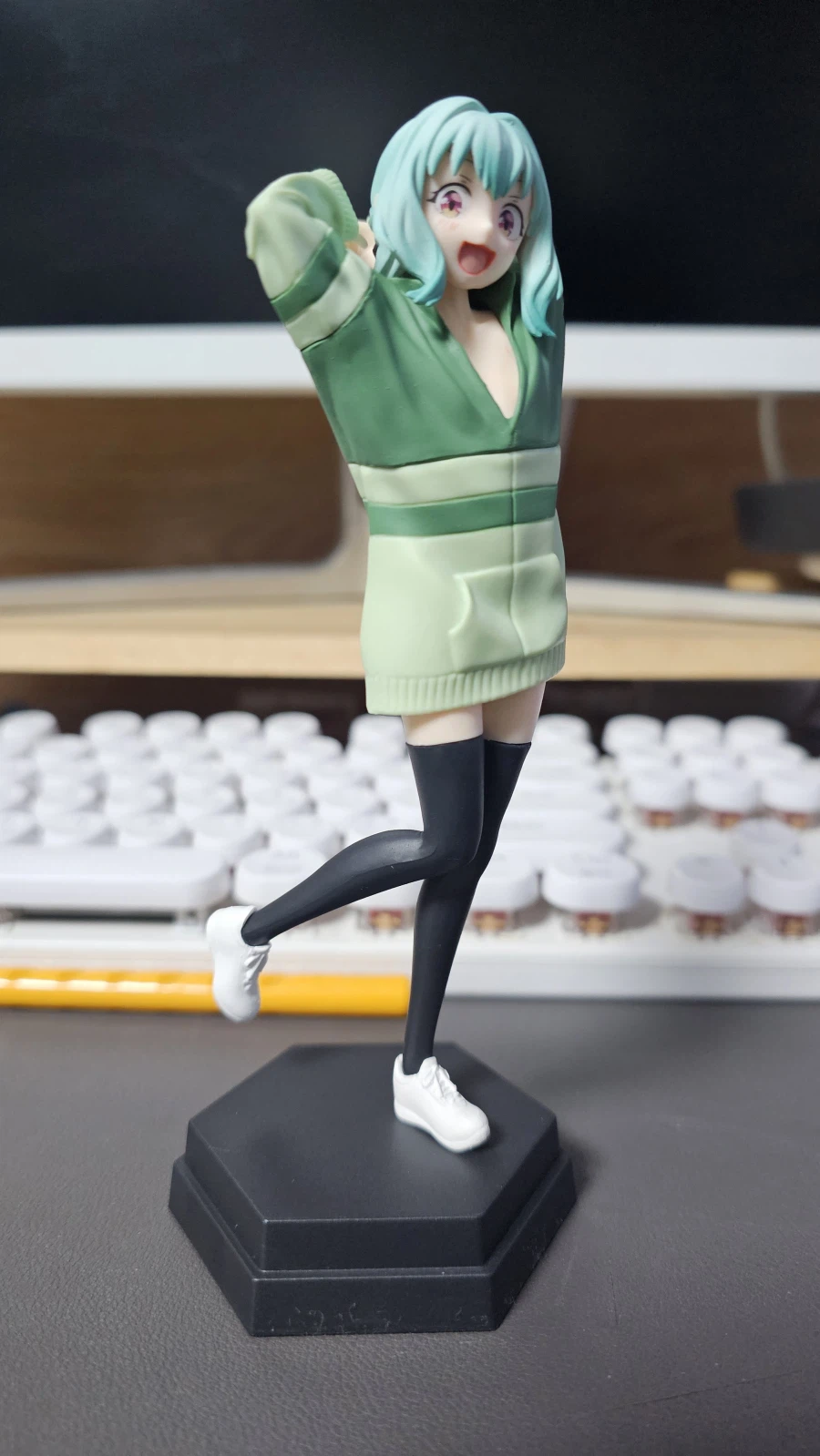 호모 피규어 사옴_1.webp