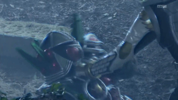 [가면라이더 가이무]의 통수는 세 번 친다_16.webp