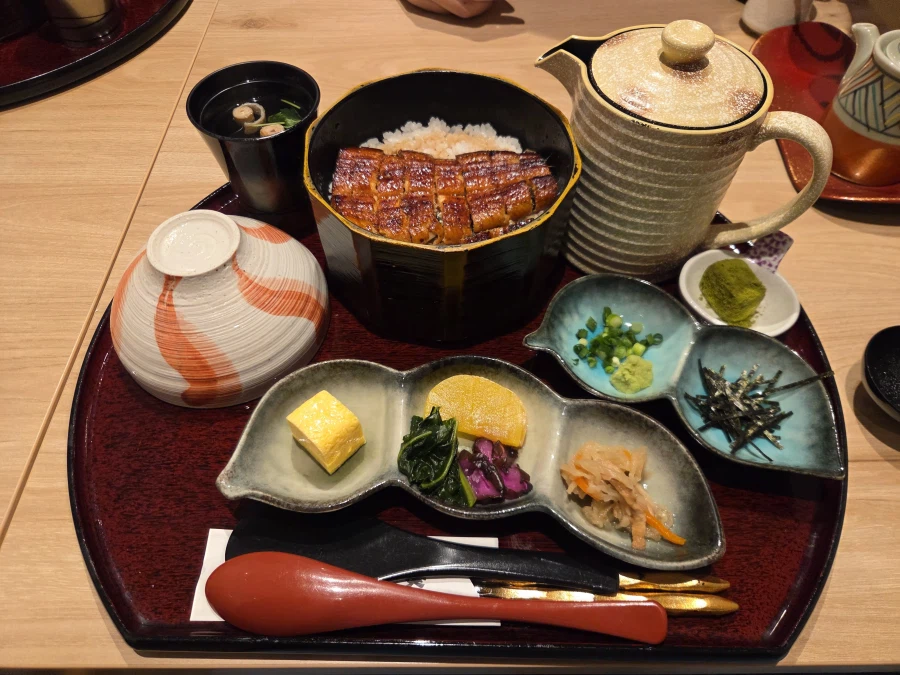 돼억시니)일본가서 이것저것 먹고왔어요_9.webp