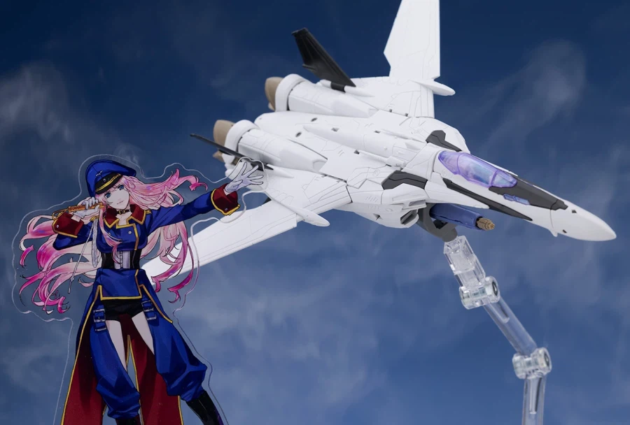 HG 1/100 VF-25F 메사이어 발키리 사오토메 알토 기 DX 해외 리뷰_134.webp