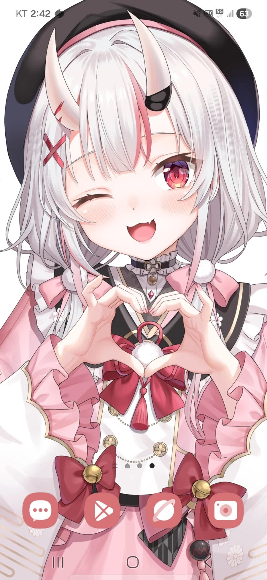 버튜버)일하다 가족사진 보는게 확실히 도움이 됨_1.webp