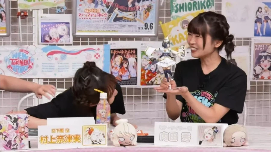 성우들이 자신 작품 캐릭 피규어 나올때마다 확인하는것..._15.webp