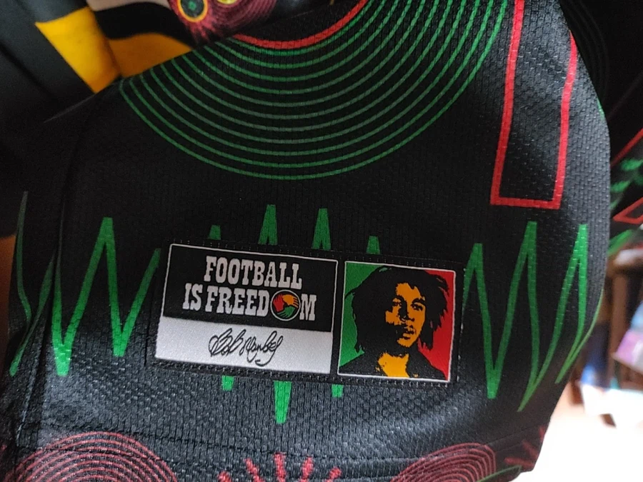 아디다스 X 자메이카 X 밥 말리 반팔티 & 져지_6.webp