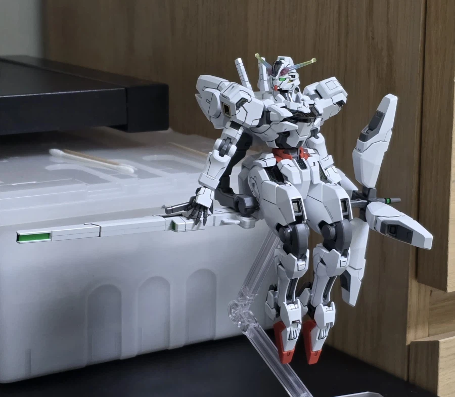 파츠에서 흰색의 비율이 너무 높은 건프라들의 애로사항_1.webp