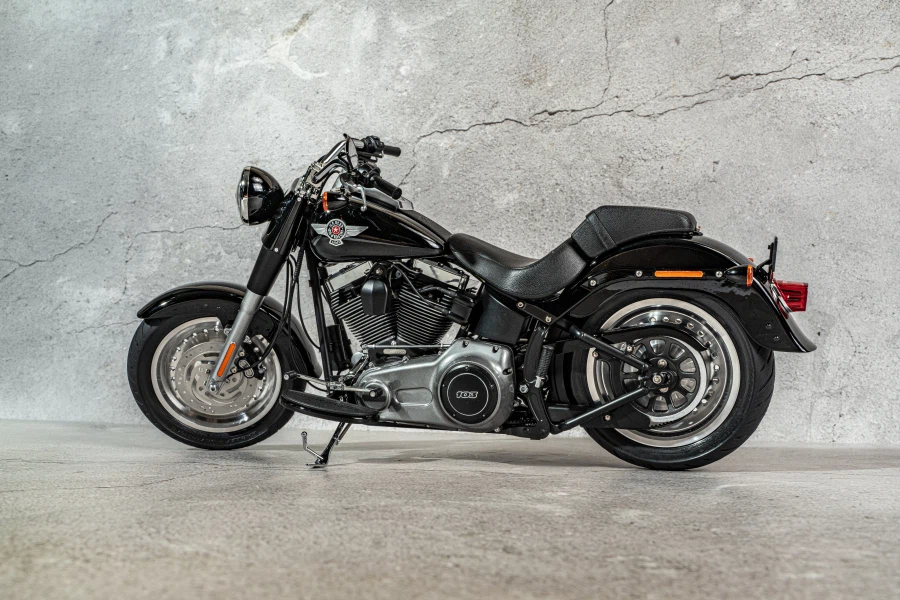 1/6 할리 데이비슨 팻보이 LO 풀 도색 완성!_5.webp