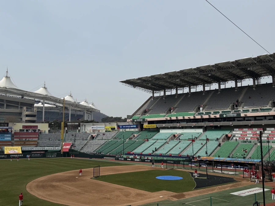 오늘은 이기겠지_1.webp