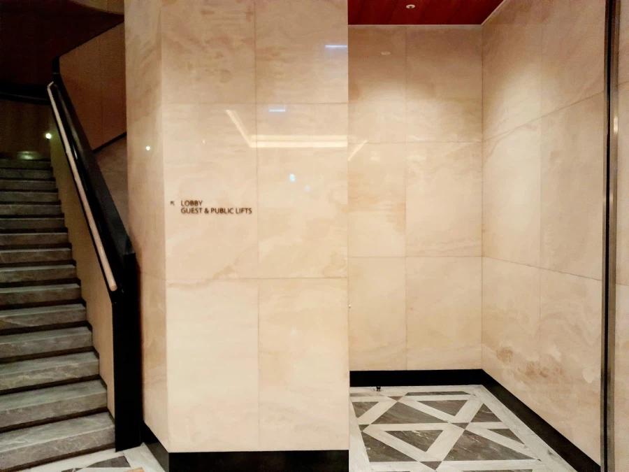 한잔은 떠난간 너를위하여 한잔은 너와 나의 영원했던 사랑을위하여_2.webp